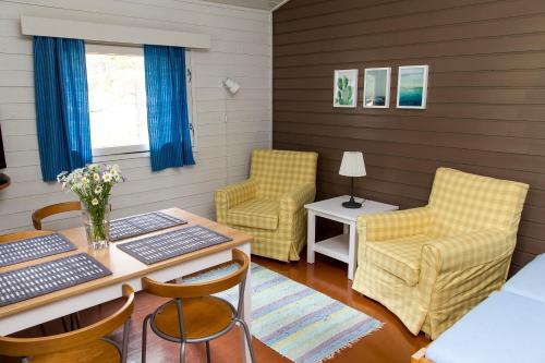 Glamping cottage for 4 person