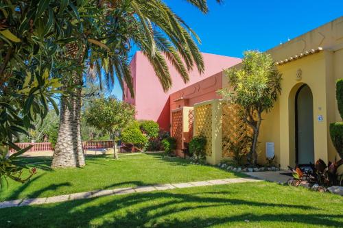 Exterior view, Colina Village in Carvoeiro