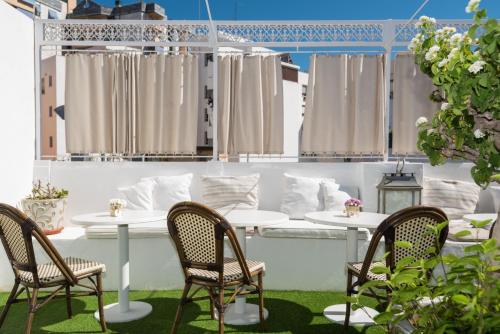 The Town House - Adults Only - image 3