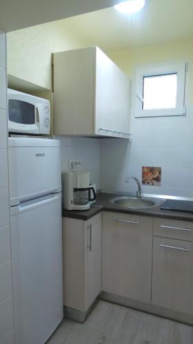 Kitchen, Rozalia Apartman in Ujvaros