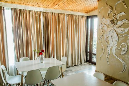 Удобства, Villa Lata in Misaktsieli