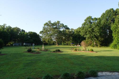 Seven Oaks Inn Bed and Breakfast in High Point, USA