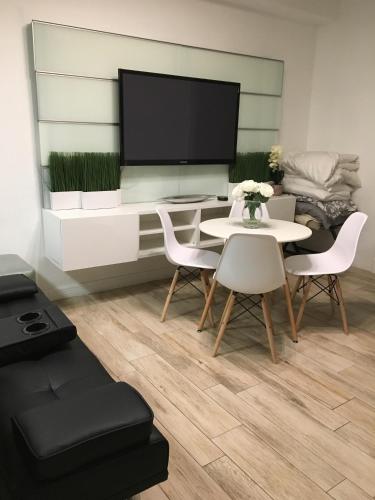 2 Bedroom Ocean Drive Newly Renovated - 편의 시설/서비스