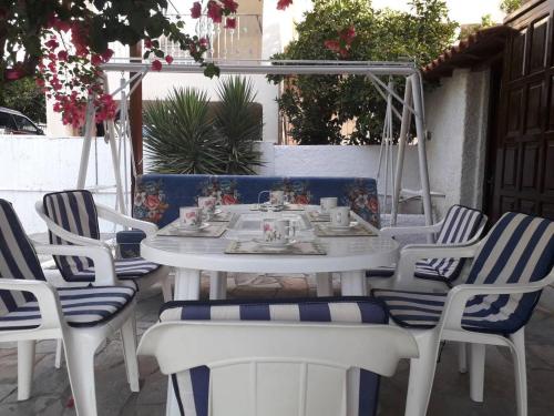  Springs Villa in Loutra Elenis