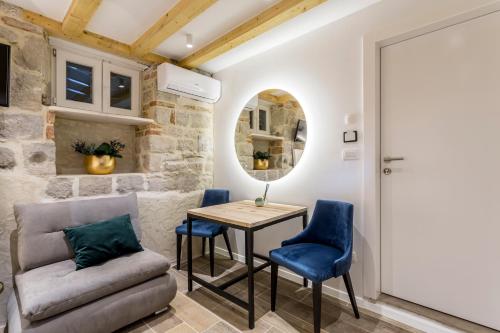 Miara Luxury Rooms - image 4