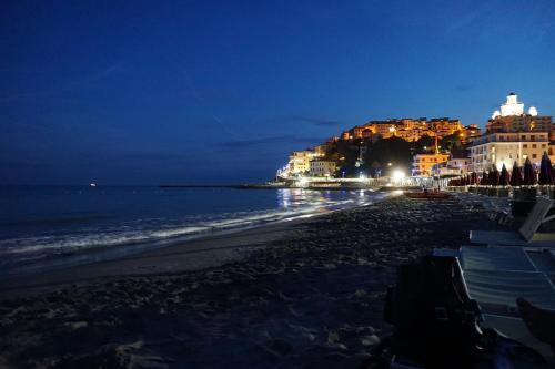 임페리아 La Quercia Agriturismo 4성급 게스트하우스 로비