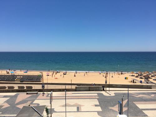  Lemon Tree Beach Apartment in Quarteira