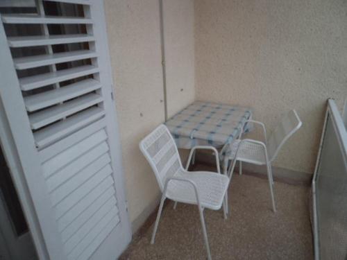 Apartments and rooms with parking space Makarska - 13979 - image 3