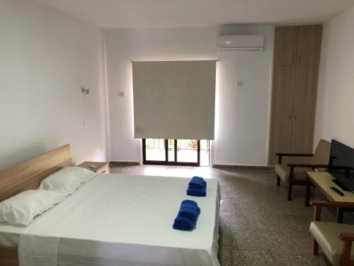 Kasapis Apts - image 5