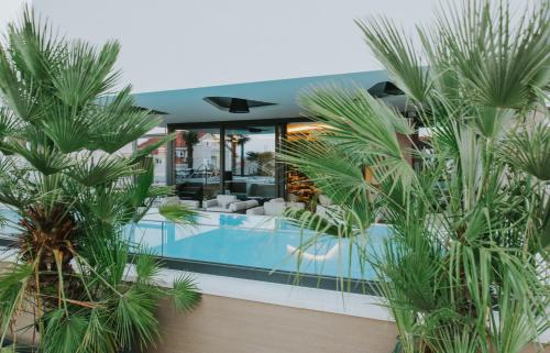 Hotel Ani