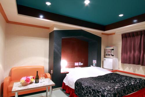 Restay Futtsu Aine (Adult Only)