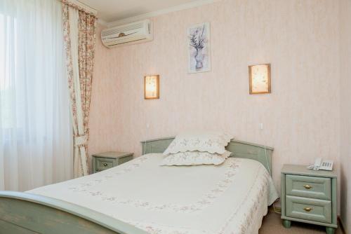 Zolota Gora Hotel-Rancho - main image