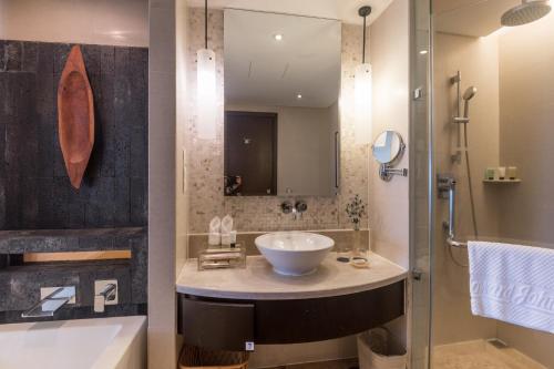 Howard Johnson Resort Sanya Bay photo 1