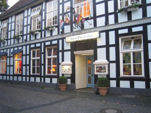 . Hotel Drei Kronen