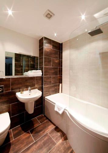 Hadley Park House Hotel - image 5