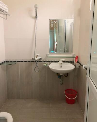Bathroom, Thanh Trung Hotel in Tuyen Quang