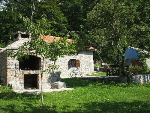  Apartment Ema, Pension in Žukalj bei Crni Kal