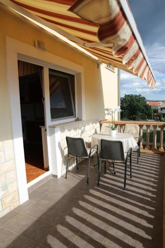  NINA-MAYA in Vodice