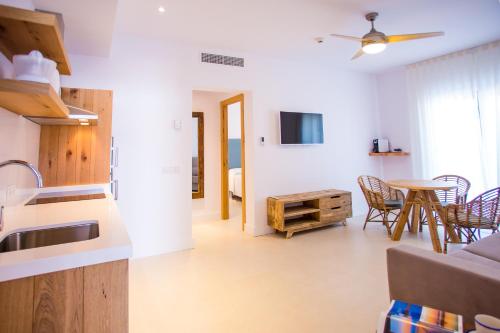 Sa Cala Suites (Ex Ap Pascual) Ideally located in the Es Calo area, Apartamentos Pascual promises a relaxing and wonderful visit. Offering a variety of facilities and services, the property provides all you need for a good nights 