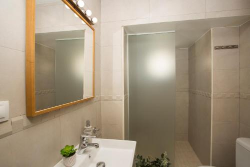 Apartment image 5