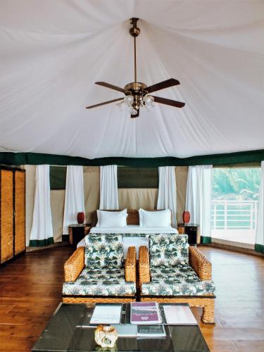 Canvas & Orchids Retreat in Tatai