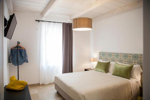 Ottolire Resort Ottolire Resort is perfectly located for both business and leisure guests in Locorotondo. The property offers a wide range of amenities and perks to ensure you have a great time. Service-minded staff 