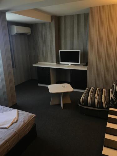 Casa Blanca - image 12