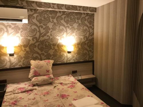 Casa Blanca - image 9