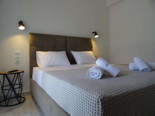 1 double bed, 1 sofa bed