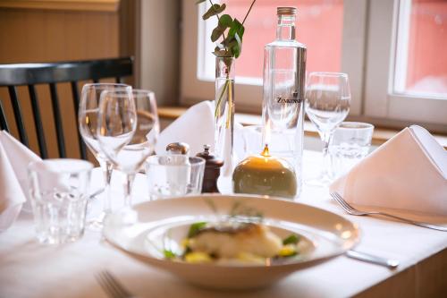 Restaurant, STF Zinkensdamm Hostel in City Center - Södermalm