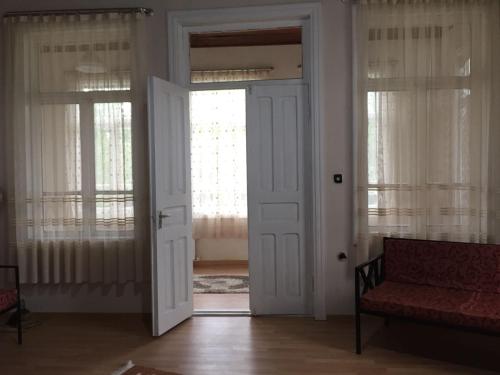 Lazuri Keria Family Guesthouse