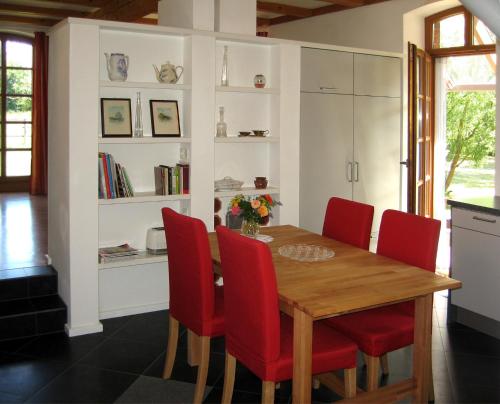 บริการและสิ่งอำนวยความสะดวก, Fewos in Klein-Grindau in ชวาร์มสเตดท์