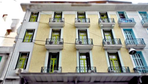 Zeus Hostel - image 2