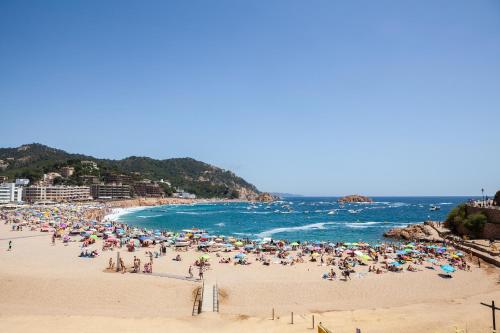 Lets Holidays Passeig del Mar - image 10