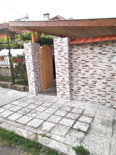 КЪЩА КАРБИ, Kŭrdzhali (foto 9)