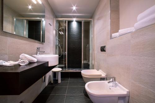 Double or twin room, mountain view