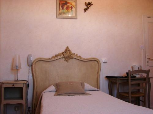 1 twin bed