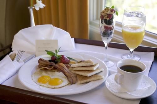 Food and beverages, Hillscourt Hotel in Rednal