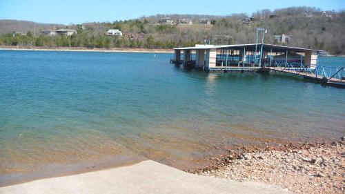 Mill Creek Resort on Table Rock Lake - image 2