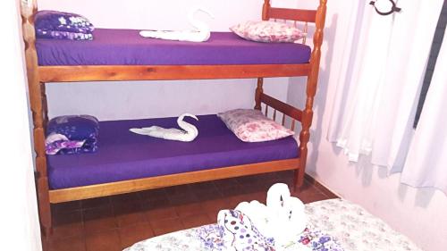 1 double bed, 2 bunk beds