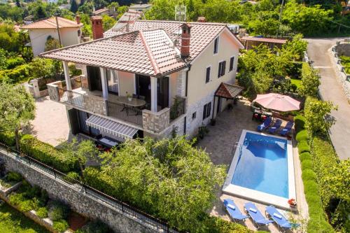 Apartments with a swimming pool Lovran Opatija - 14196
