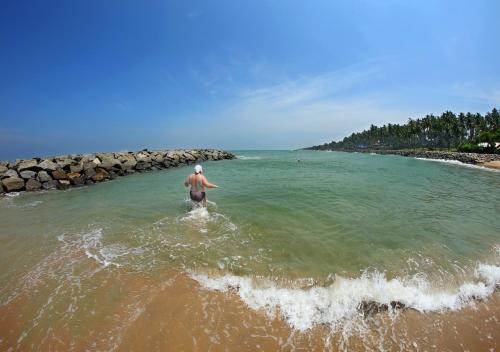 White Rose Beach Resort