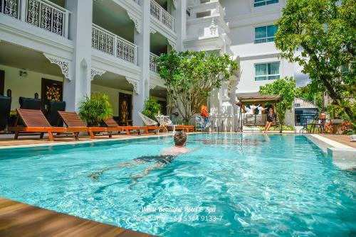 Pool, White Boutique Hotel and Spa in Chiang Mai