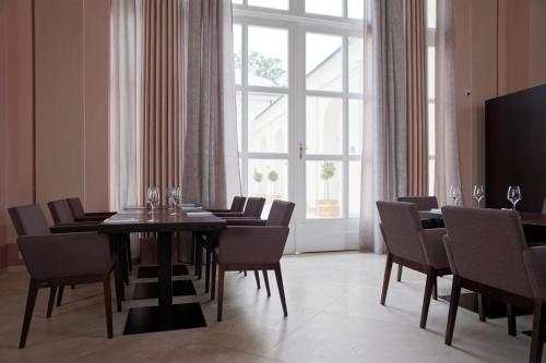 HOTEL Hraniční zámeček - image 4
