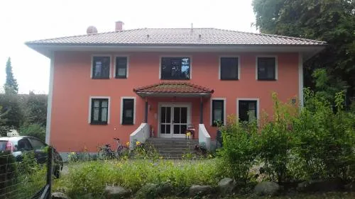 Fewo 1 Waren Müritz - Haus Buchen am Tiefwarensee - 1 Zi in Waren Müritz, Deutschland