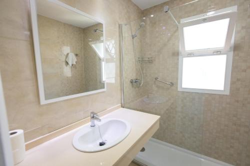Apartamentos Las Rosas de Capistrano - image 3