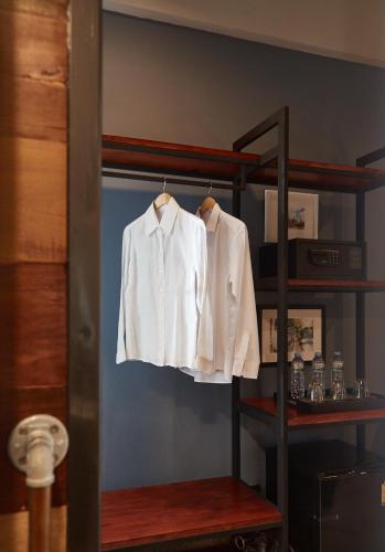 Triple Room image 3