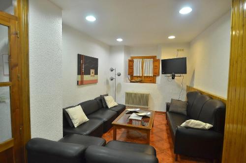 Residencia Ziri - image 3