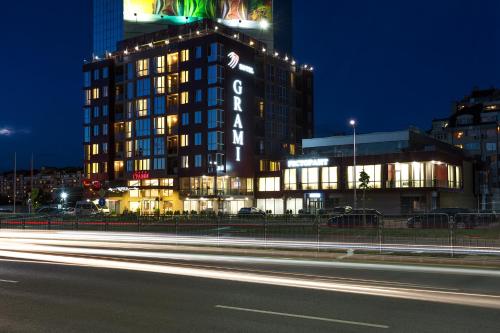 Grami Hotel Sofia - image 10