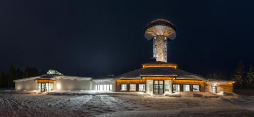 Kakslauttanen Arctic Resort - Igloos and Chalets - image 7